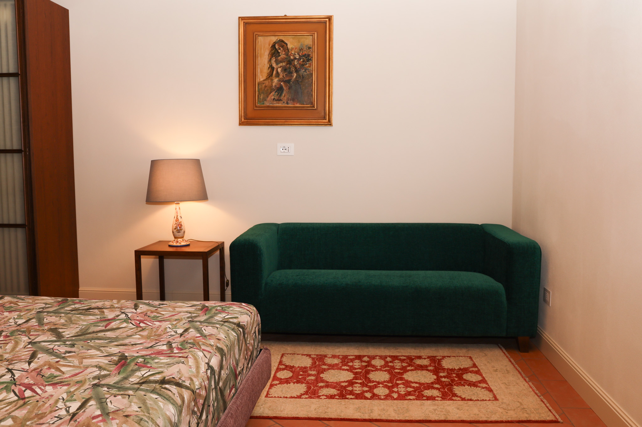 Camera da letto con travi